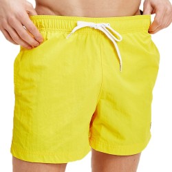  Short de bain à cordon de serrage contrasté - Bold Yellow - TOMMY HILFIGER UM0UM01080-ZGT 