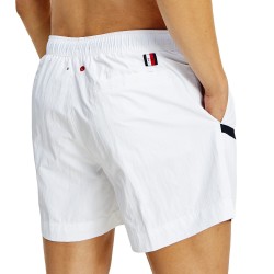  Halblange Badeshorts Farbblock - Weiß - TOMMY HILFIGER UM0UM02055-YBR 