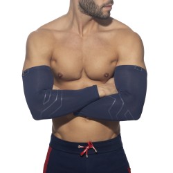 Haut de la marque ADDICTED - Athletic arm sleeves - marine - Ref : AD1212 C09